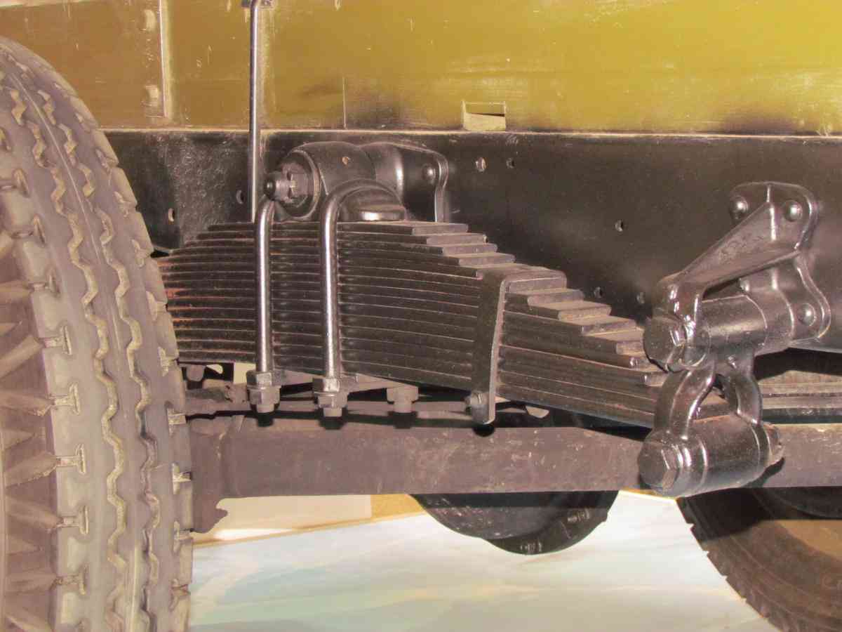 The rear suspension used springs, which held the drive axle at one end and were fixed to the frame at the other.